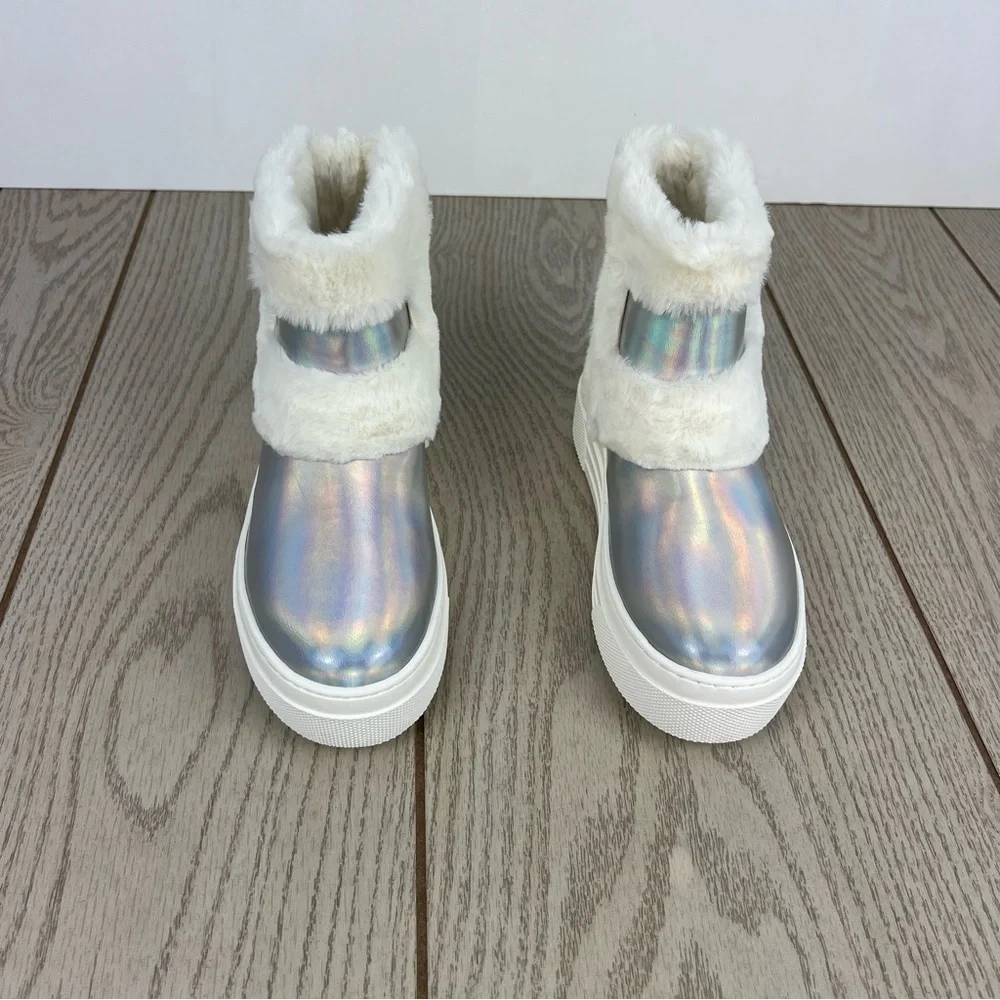 Steve Madden Girls Bunny Little Kid/Big Kid Boots Iridescent Silver $70